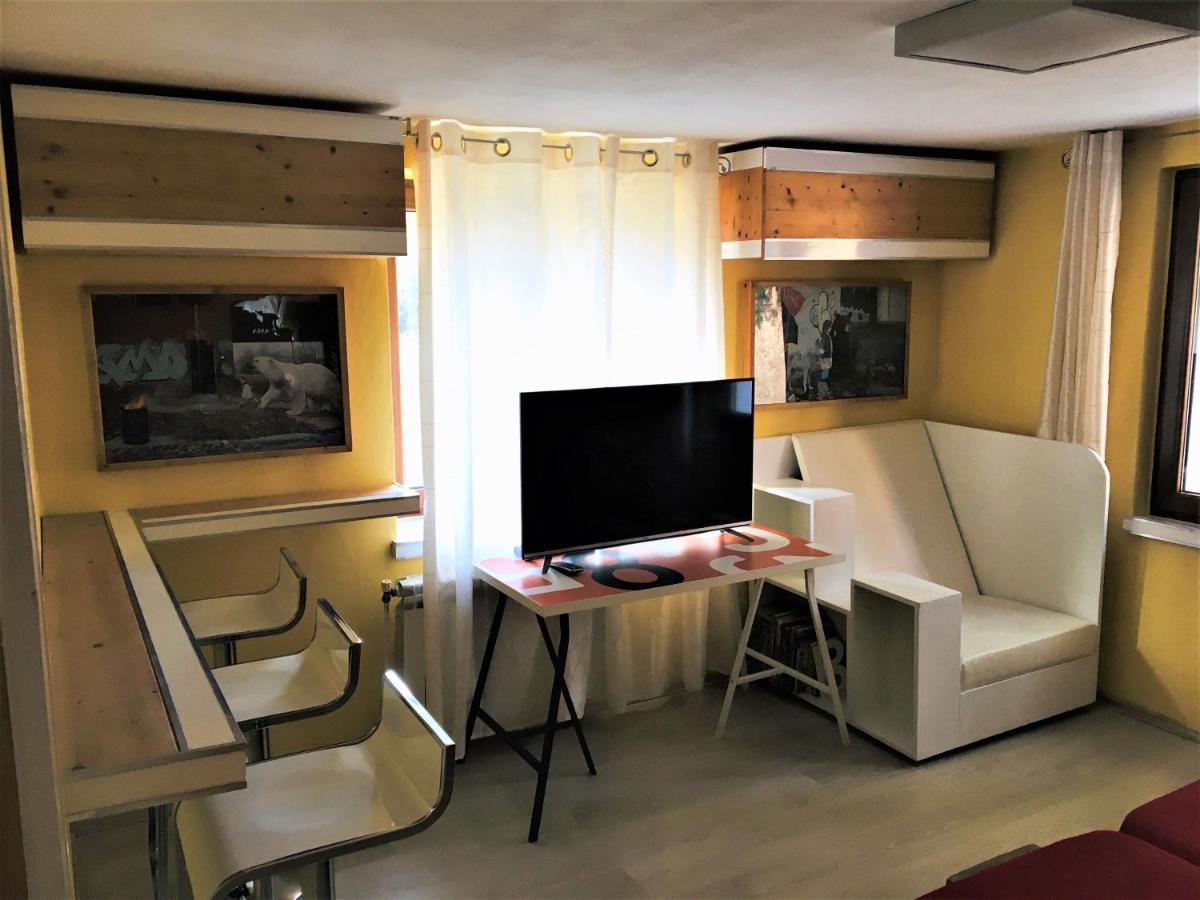 Direkt Am Main Villa Karlstadt Exteriör bild